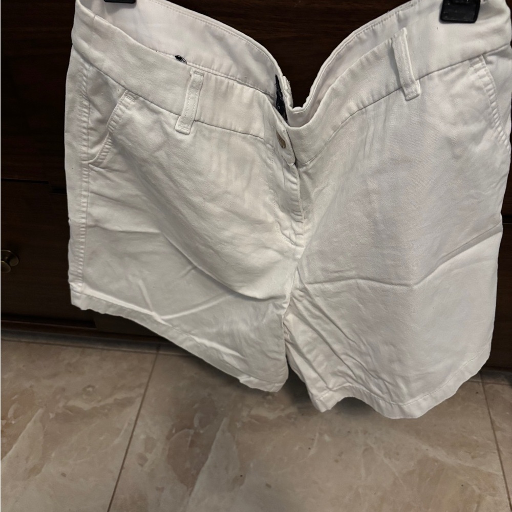 Classic White Women's Shorts - Excellent condition,Lightweight Summer Staple
